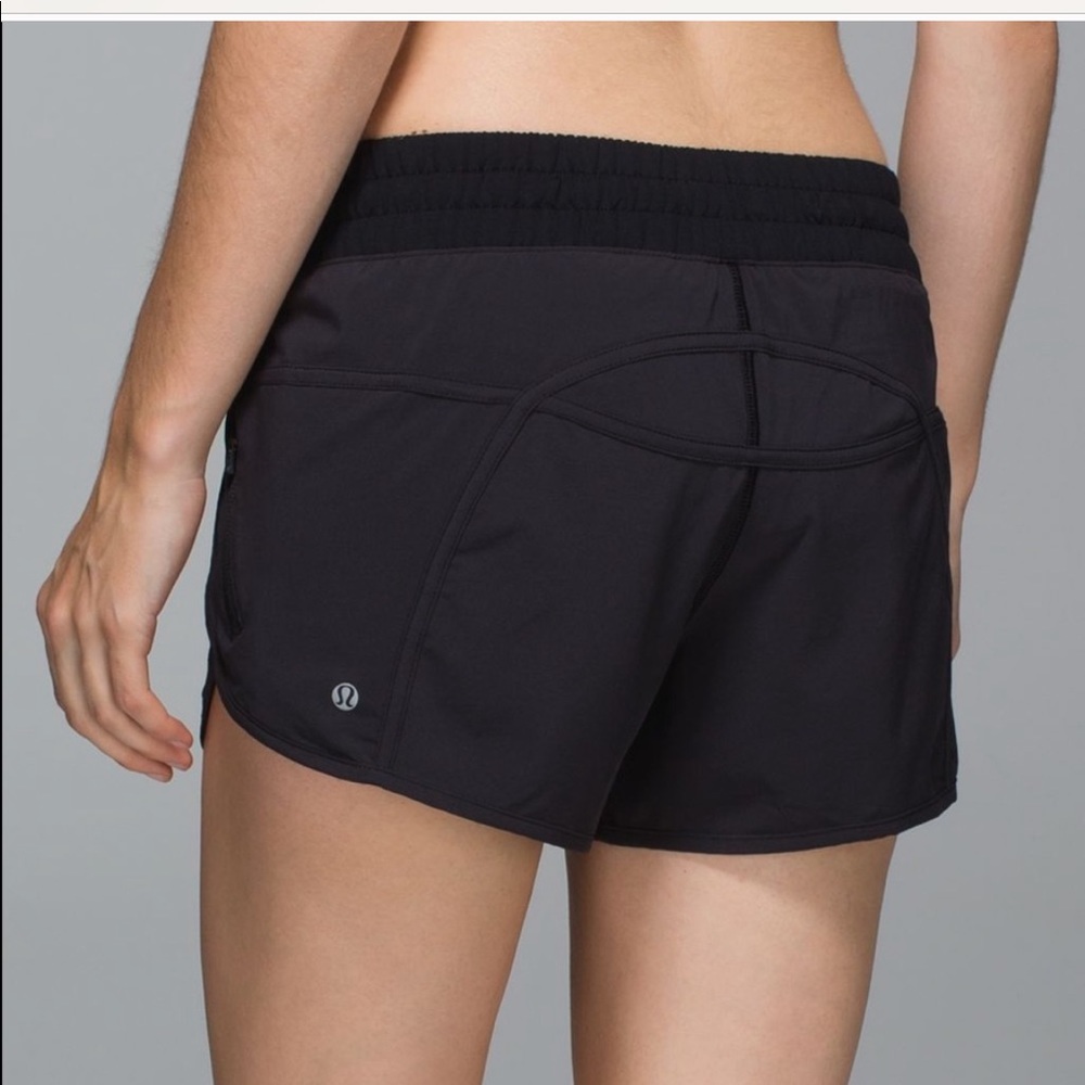 Lululemon 🍋 tracker shorts 4”